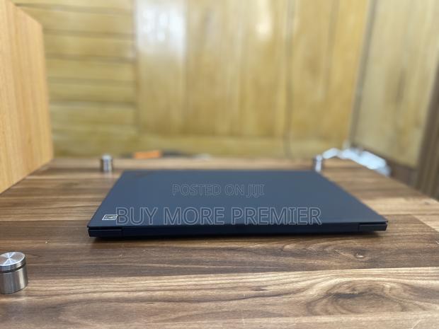 Laptop Lenovo 16GB Intel Core I9 SSD 512GB · Photo 2
