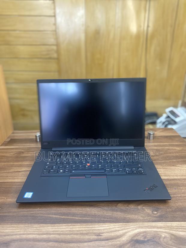 Laptop Lenovo 16GB Intel Core I9 SSD 512GB · Photo 3