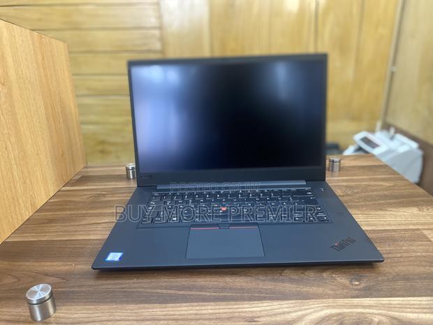 Laptop Lenovo 16GB Intel Core I9 SSD 512GB · Photo 6