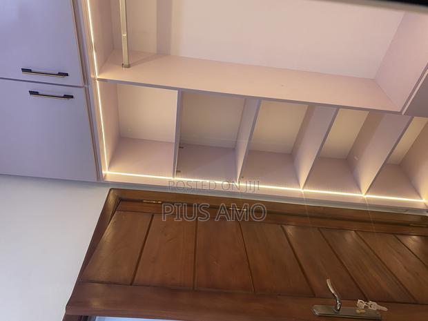 Furnished 2bdrm Apartment in Osu for rent · Photo 3