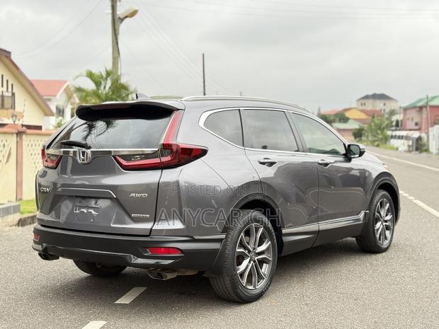 Honda CR-V Touring AWD 2020 Gray · Photo 3