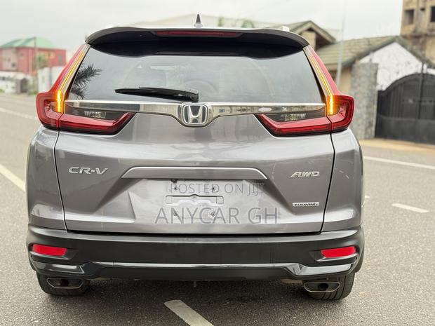 Honda CR-V Touring AWD 2020 Gray · Photo 6