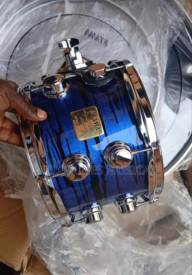 Tama 5-Piece Maple Custom Absolute Drumset · Photo 1