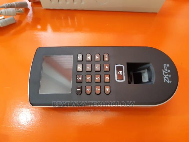 Fingerprints Access Control · Photo 2