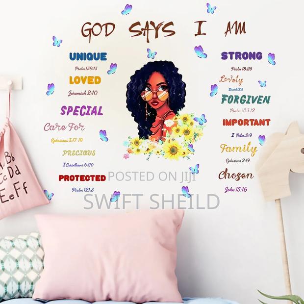 God Says Butterfly Room Wall Decor · Photo 1