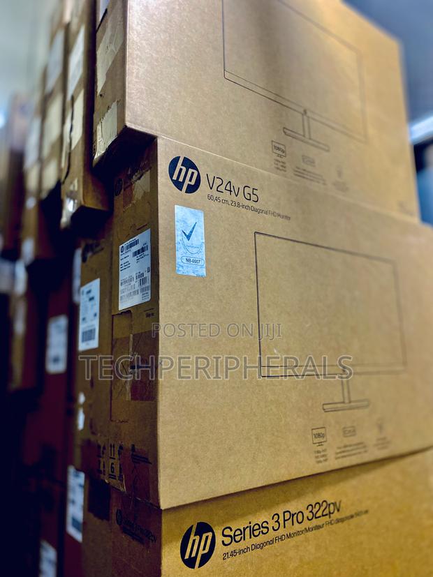 HP P24v G5 Monitor · Photo 1