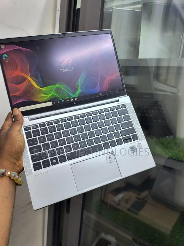 Laptop HP EliteBook 830 G7 8GB Intel Core I5 SSD 256GB · Photo 2