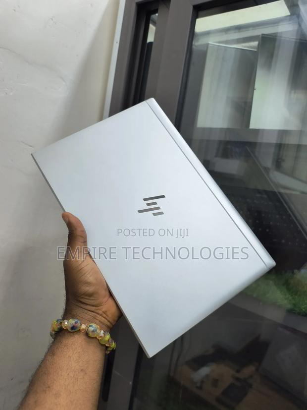 Laptop HP EliteBook 830 G7 8GB Intel Core I5 SSD 256GB · Photo 3