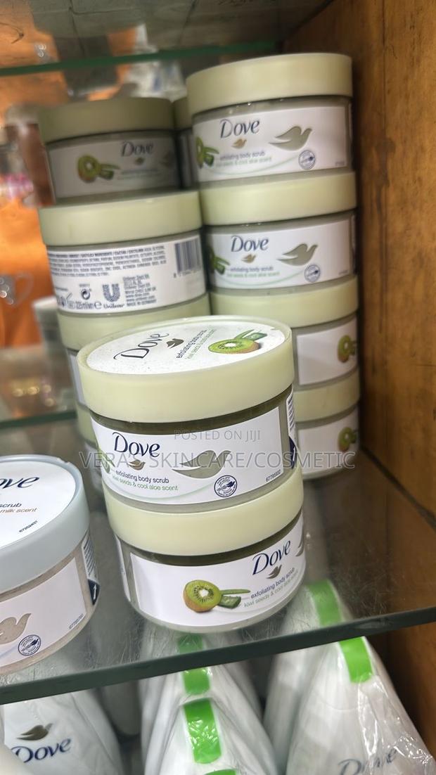 Dove Body Scrub · Photo 1