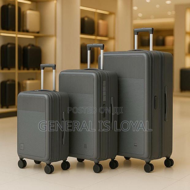 Pink Traveling Luggage’S 3in1 · Photo 3