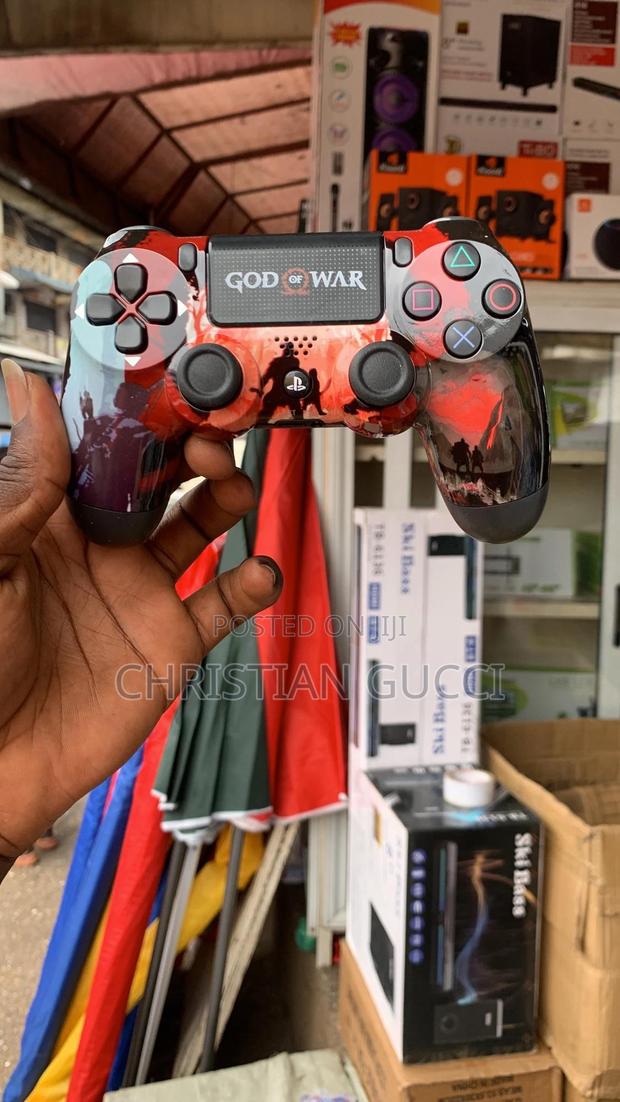 Playstation 4 Controller · Photo 1