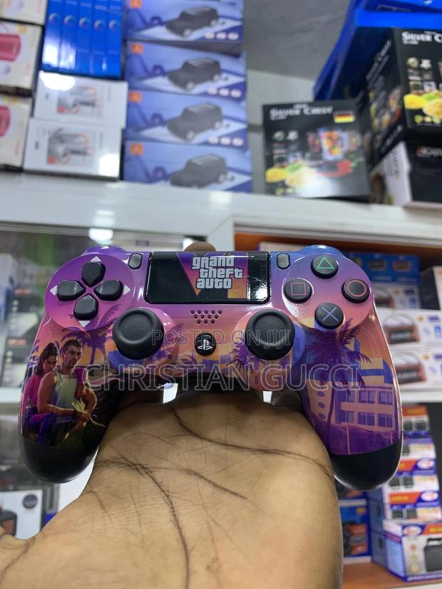 Playstation 4 Controller · Photo 3