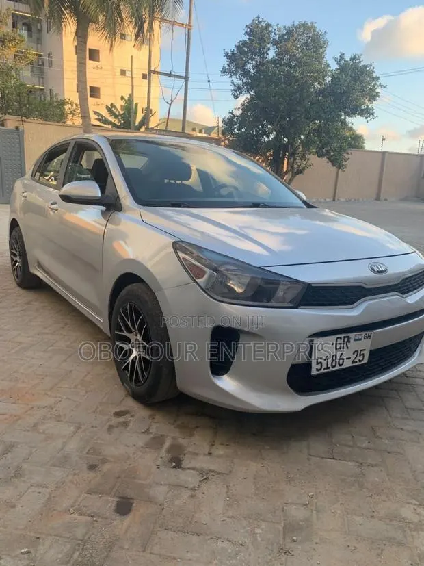 Kia Rio EX 4dr Sedan (1.6L 4cyl 6A) 2017 Silver · Photo 1