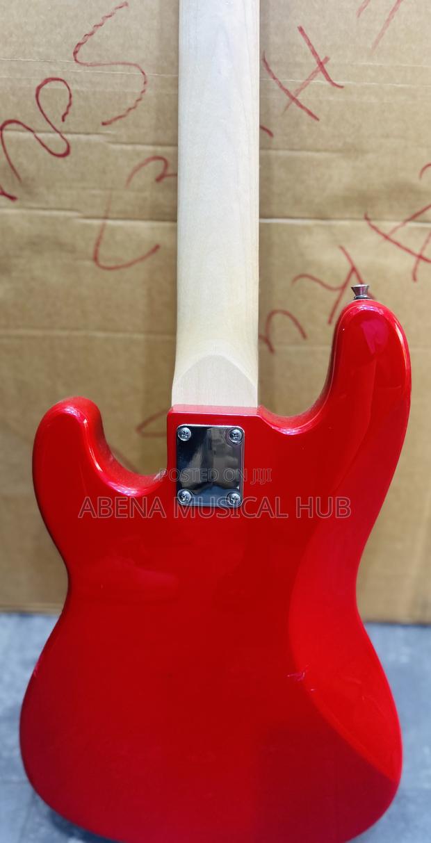 Gibson Guitar (Passive) · Photo 3