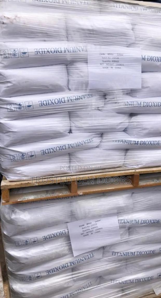 White Iron Oxide Color Pigment Available at Wholesale Prices · Photo 1
