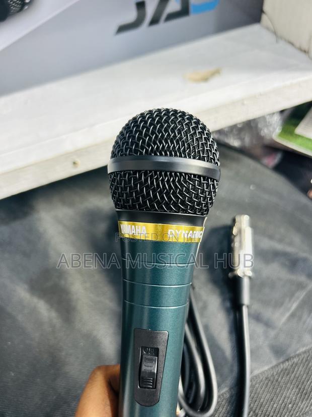 Yamaha Dm-105 Cord Microphone · Photo 5