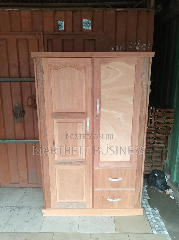 2 Door Wardrobe Quality · Photo 1