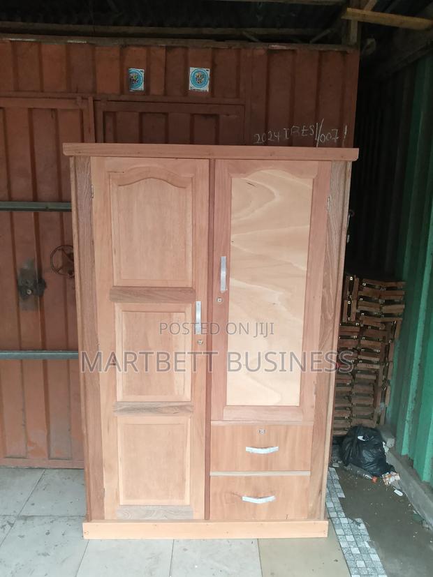 2 Door Wardrobe Quality · Photo 5