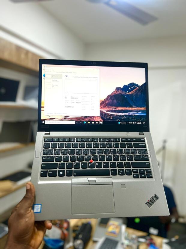 New Laptop Lenovo Thinkpad T490s 8GB Intel Core i5 SSD 256GB · Photo 1