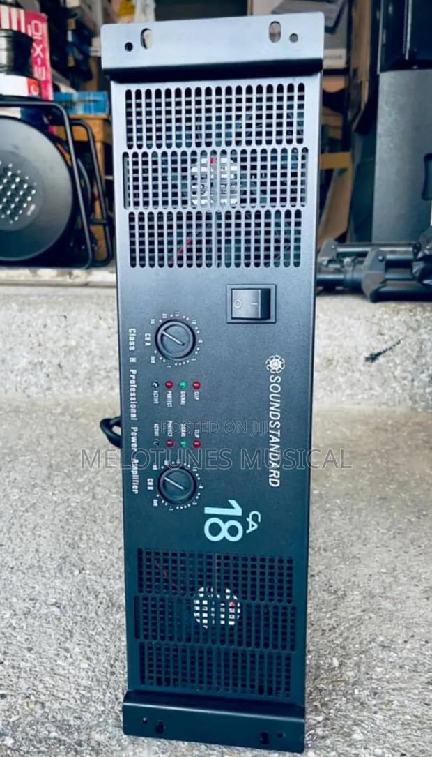 Soundstandard Ca18 Professional Power Amplifier. · Photo 1