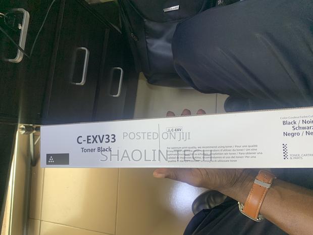 Canon C-Exv33 Black Toner · Photo 2
