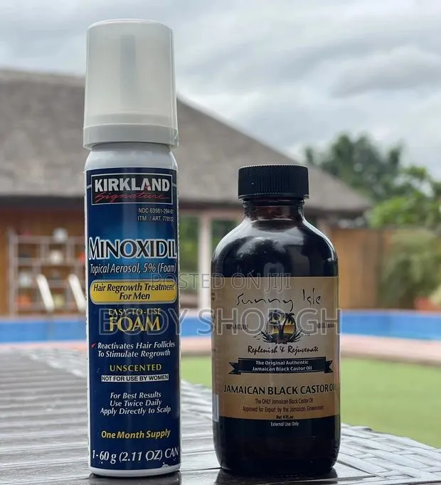 Kirkland Minoxidil Foam + Castor Oil Hairloss Treatment Pack · Photo 1