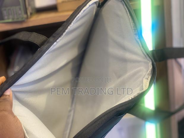 Laptop Bag · Photo 3