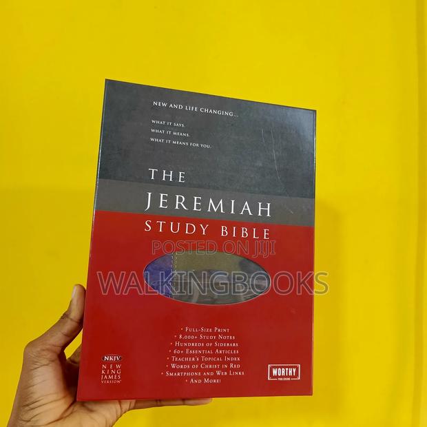 The Jeremiah Study Bible · Photo 1
