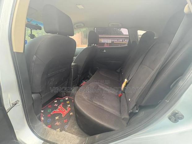 Nissan Rogue 2014 Silver · Photo 4