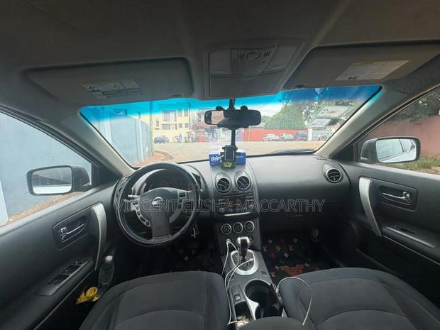 Nissan Rogue 2014 Silver · Photo 5