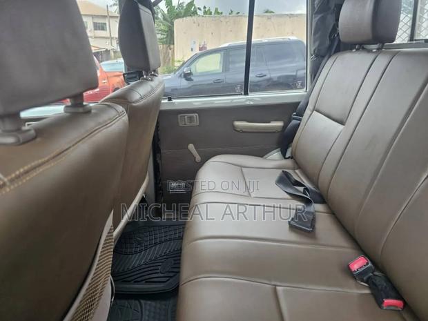 Toyota Land Cruiser 2020 White · Photo 5