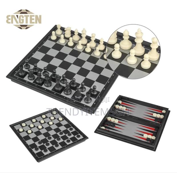3 in 1 Chess Board Set Checkers Backgammon Game · Photo 1
