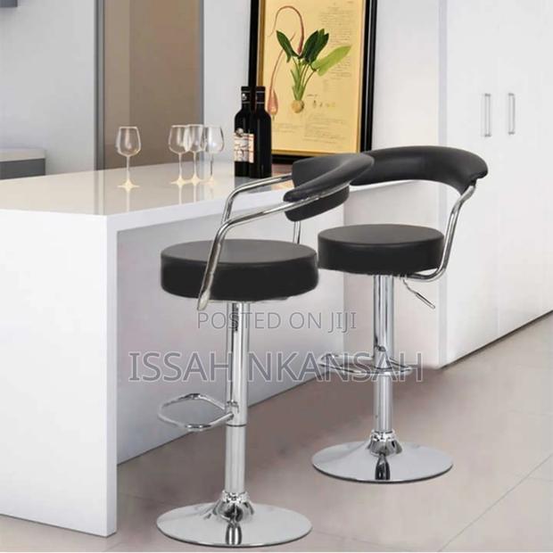 Counter Cafe Chair · Photo 3