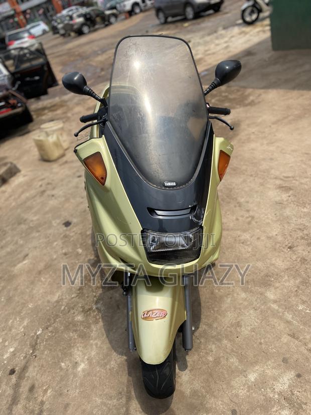 Yamaha Majesty 2009 Yellow