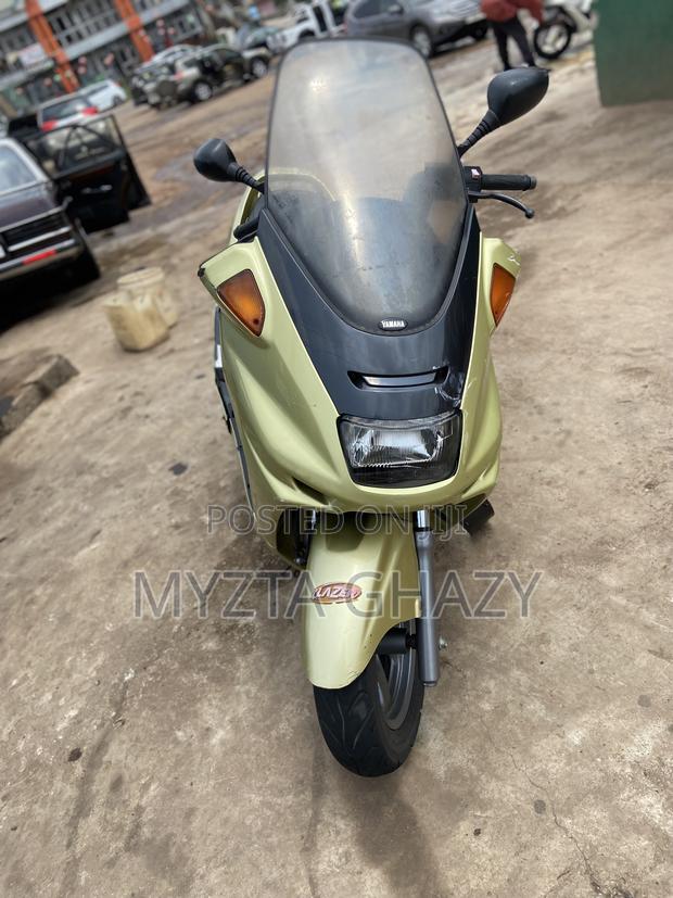 Yamaha Majesty 2009 Yellow · Photo 3