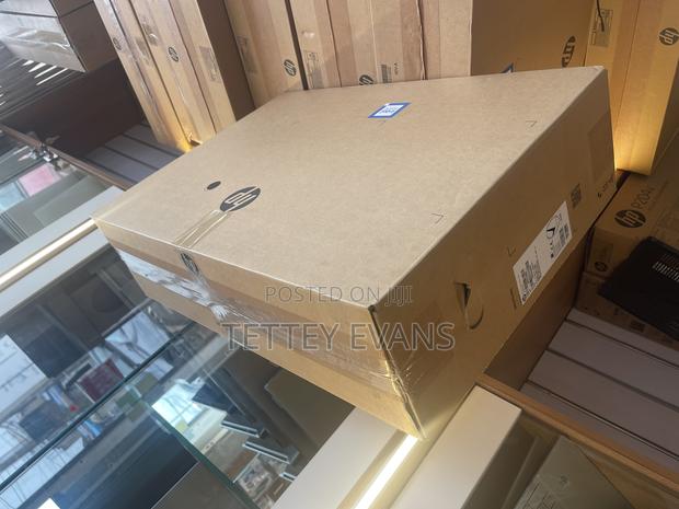 New HP ProOne 240 G10 All-in-One 8GB Intel Core I5 SSD 512GB · Photo 4
