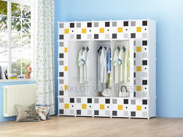 Plastic Wardrobes 12 Cubic · Photo 2