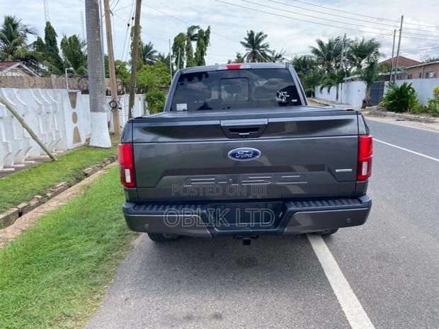Ford F-150 Limited 4x4 SuperCrew Cab Styleside 5.5 ft. box 145 in. WB · Photo 5