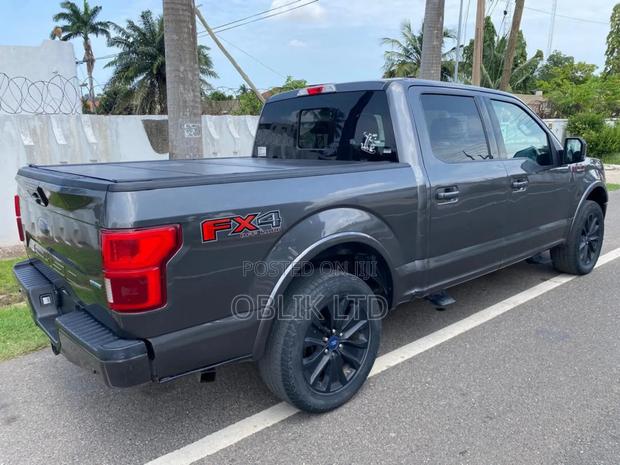 Ford F-150 Limited 4x4 SuperCrew Cab Styleside 5.5 ft. box 145 in. WB · Photo 6