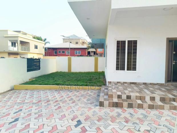 3bdrm House in Manet Court Estate for rent · Photo 2