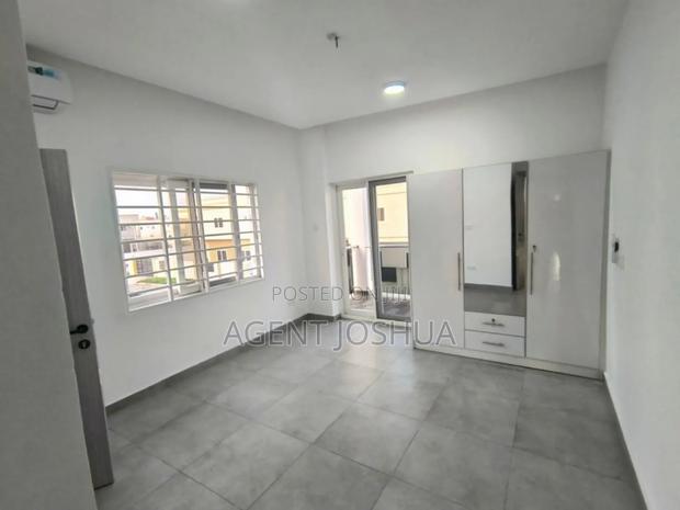 3bdrm House in Manet Court Estate for rent · Photo 5