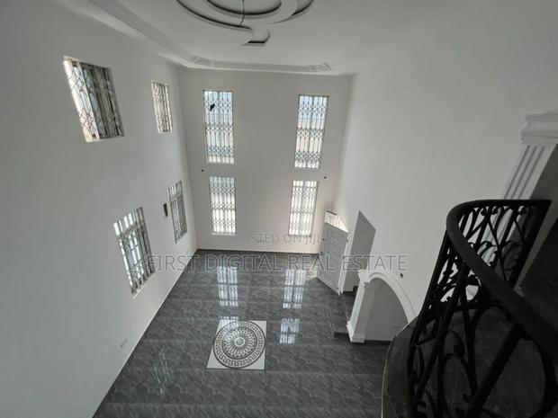 6bdrm Duplex in First Digital Real, Ghana Link Area for sale · Photo 2
