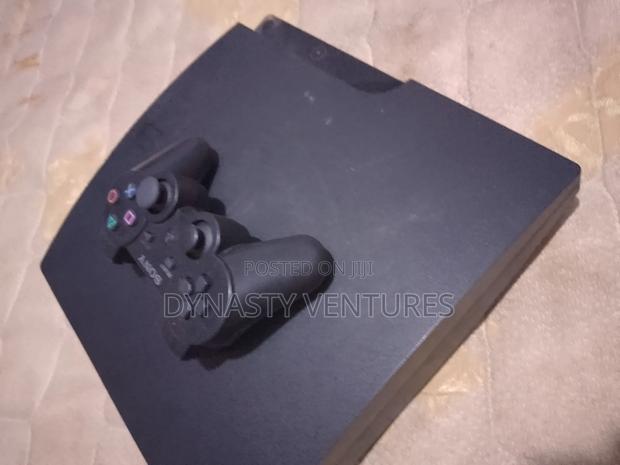 Ps3 Complete Set for Sale · Photo 2