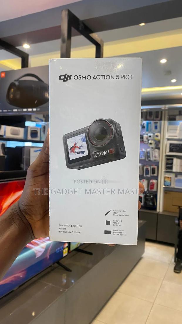 Dji Osmo Action 5 Pro Adventure Combo · Photo 1
