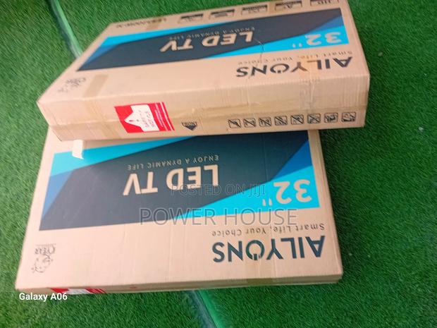 Internet Ailyons 32inches Tv Cool · Photo 1