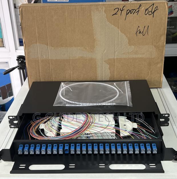 24-Port Fiber Odf With Sc Connector,24port Fiber Patch Panel · Photo 3