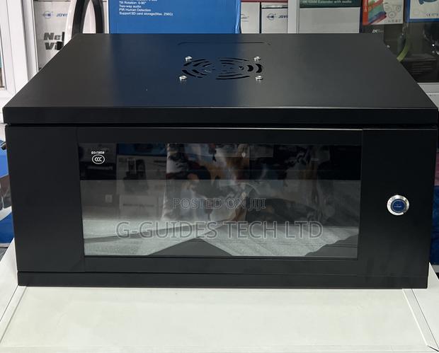 4u Cabinet 520x400x240mm With Extension Board, Fan and Tray · Photo 1