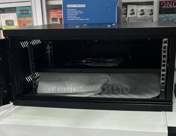 4u Cabinet 520x400x240mm With Extension Board, Fan and Tray · Photo 6