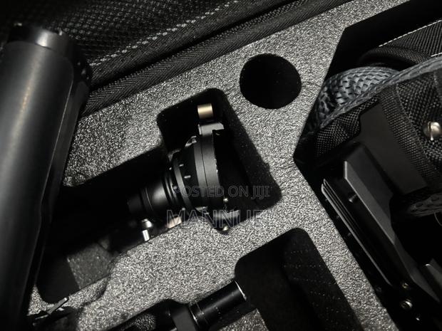 Tilta Float Dual Handle Support System · Photo 5