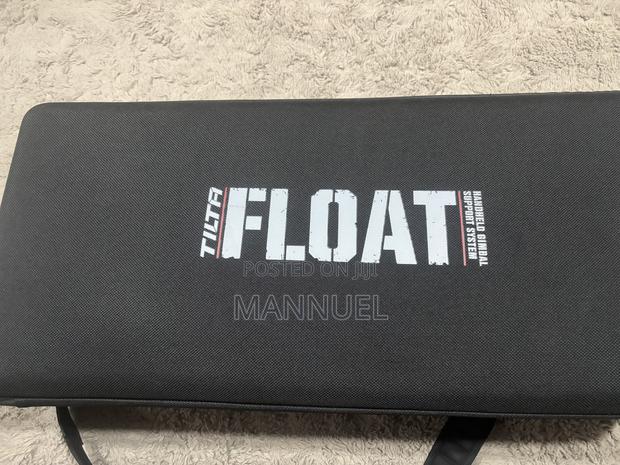 Tilta Float Dual Handle Support System · Photo 2